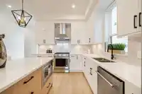 16677 16 AVENUE - thumbnail 8