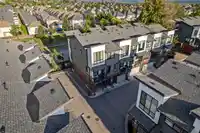 10 7177 194A STREET - thumbnail 27