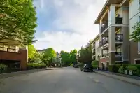 D207 8929 202 STREET - thumbnail 2