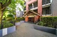 D207 8929 202 STREET - thumbnail 29