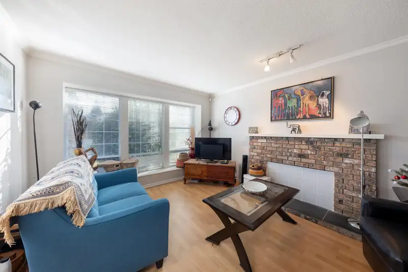 9195 211B STREET - photo 3 of 38