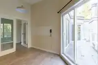 306 5025 SANDERS STREET - thumbnail 13