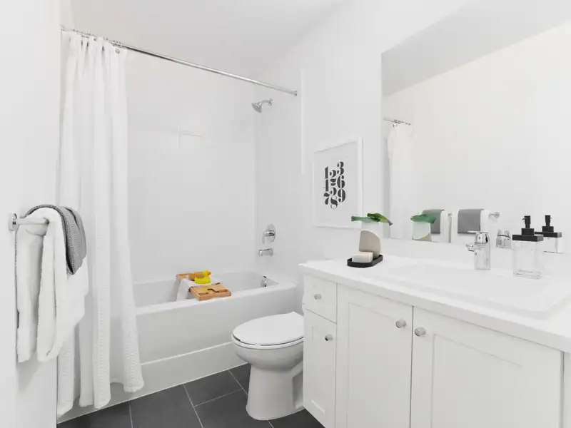 332 13668 79 AVENUE - photo 4 of 5
