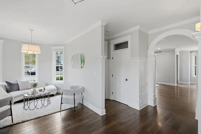 927 163 STREET - photo 2 of 25