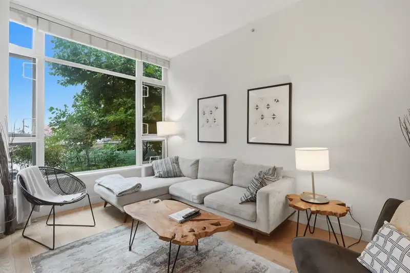 288 E 11TH AVENUE - photo 2 of 40