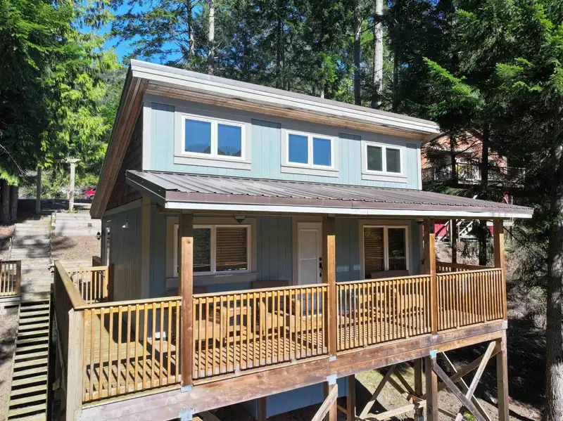 362 BARQUE ROAD - photo 1 of 40