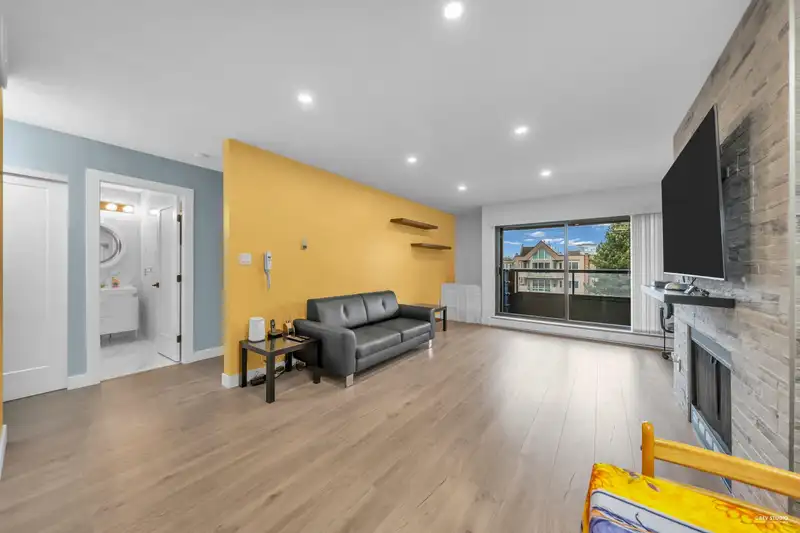 317 8600 ACKROYD ROAD - photo 1 of 17
