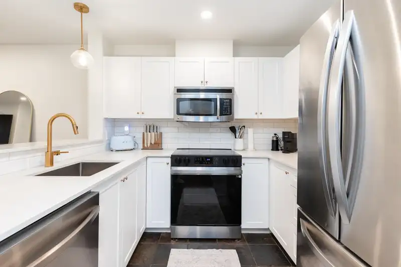 108 22022 49 AVENUE - photo 1 of 40