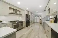 2271 SORRENTO DRIVE - thumbnail 4
