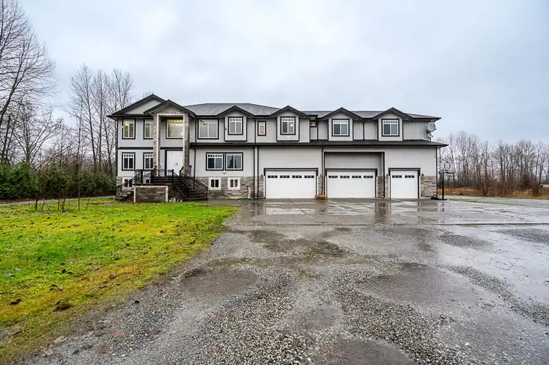 3701 LINCOLN AVENUE - photo 1 of 38