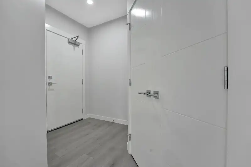 105 33886 PINE STREET - photo 4 of 36