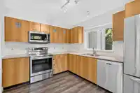 120 20033 70 AVENUE - thumbnail 12