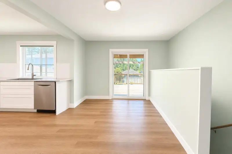 6457 ONTARIO STREET - photo 2 of 20
