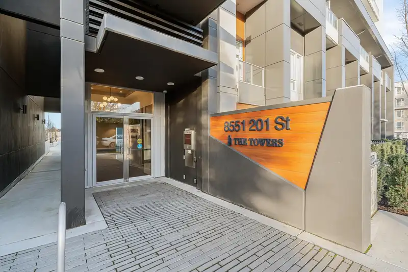 1501 8551 201 STREET - photo 4 of 35