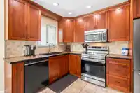 158 8737 212 STREET - thumbnail 2
