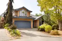 2456 149A STREET - thumbnail 2