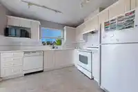 411 20110 MICHAUD CRESCENT - thumbnail 7