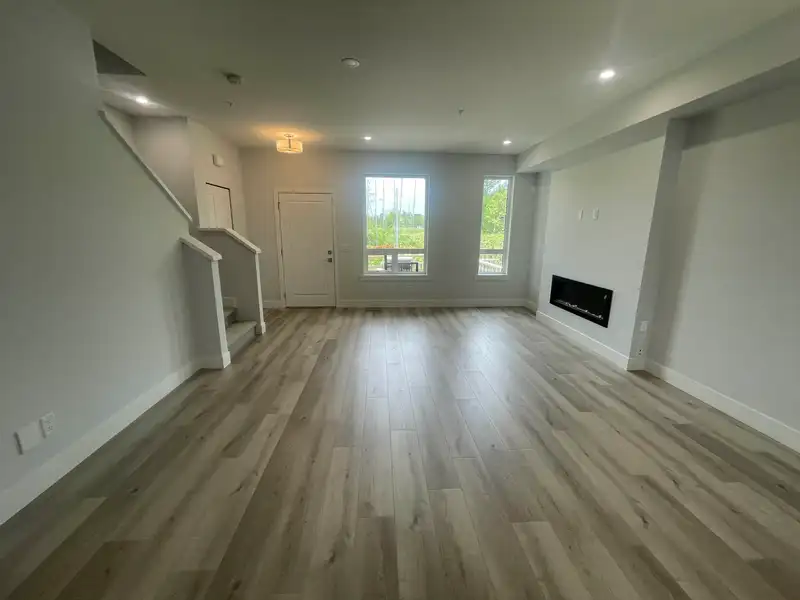 7783 206 STREET - photo 2 of 20