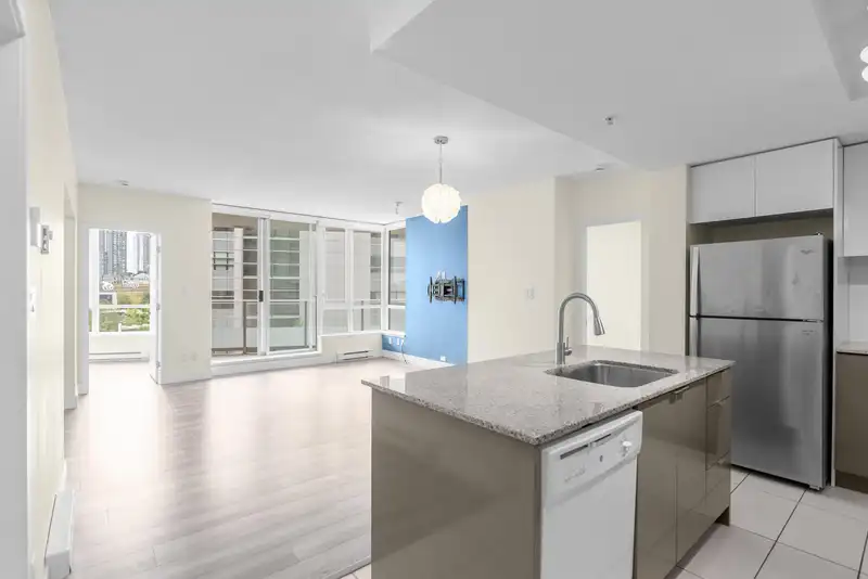 509 4808 HAZEL STREET - photo 1 of 31