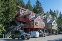 3 2162 SARAJEVO DRIVE - thumbnail 1