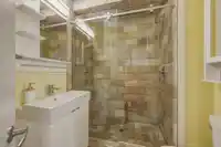 3 2162 SARAJEVO DRIVE - thumbnail 8
