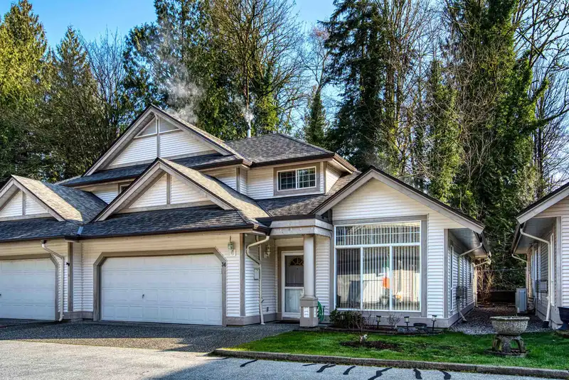 36 9025 216 STREET - photo 3 of 40
