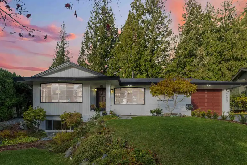 34869 EVERETT DRIVE - photo 3 of 28