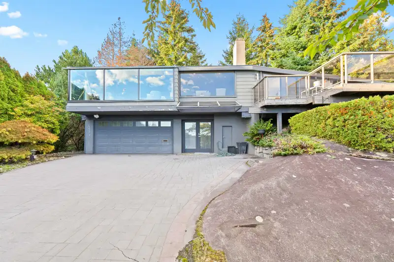 4579 WOODGREEN COURT - photo 1 of 19