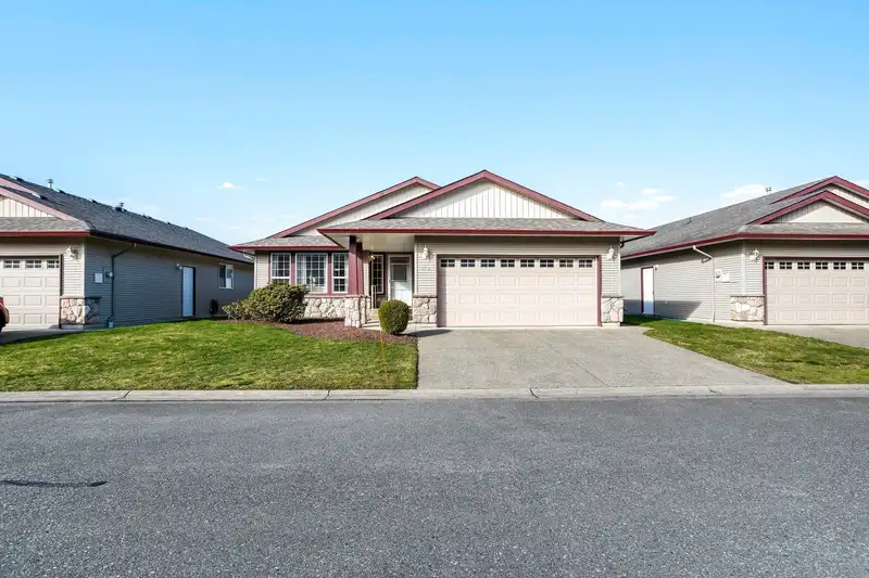 43 7330 ELM ROAD - photo 2 of 40