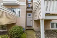58 6700 RUMBLE STREET - thumbnail 2