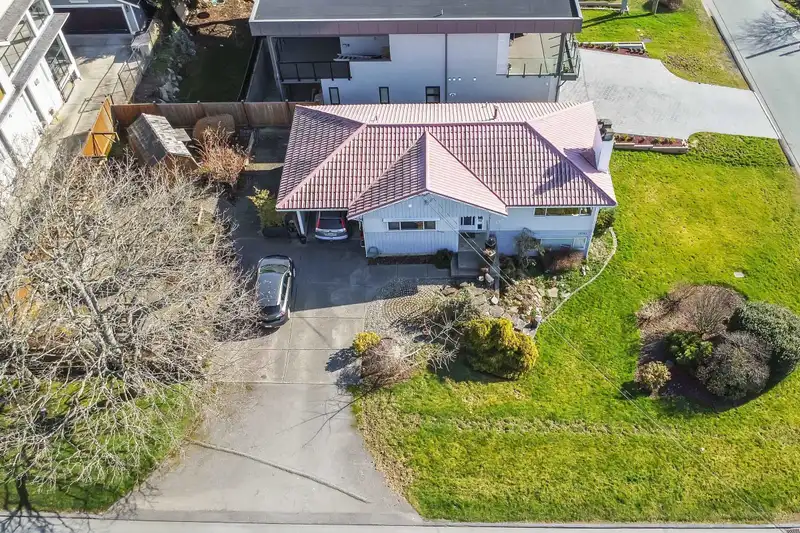 15761 CLIFF AVENUE - photo 4 of 19