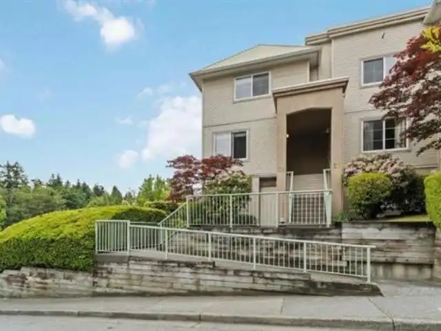 24 270 CASEY STREET - photo 1 of 25