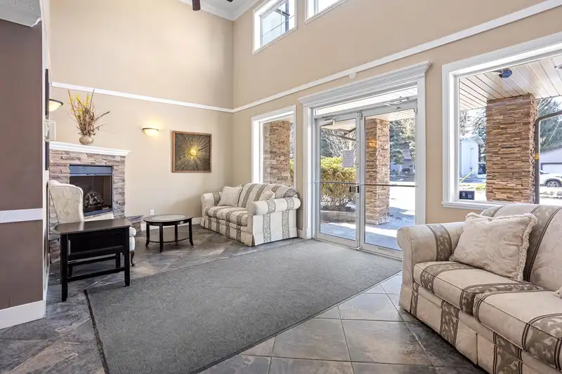 107 2038 SANDALWOOD CRESCENT - photo 3 of 31