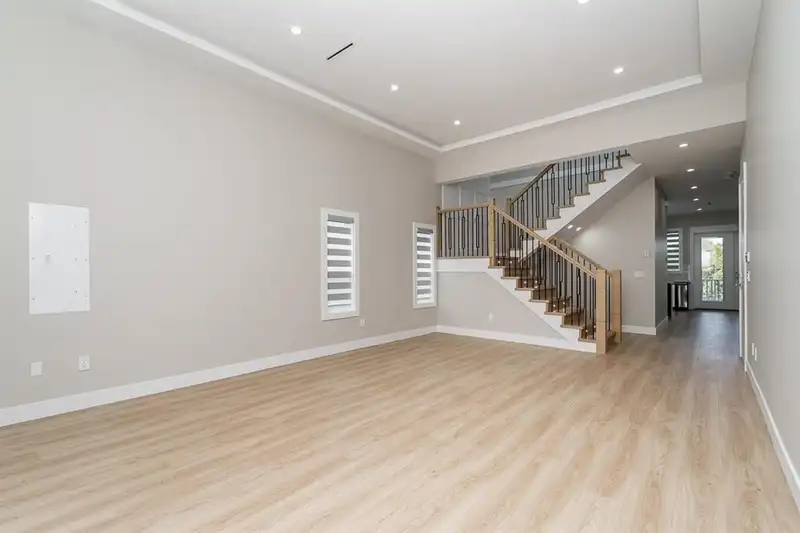 13955 60  A AVENUE - photo 3 of 21