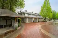 25 650 ROCHE POINT DRIVE - thumbnail 2
