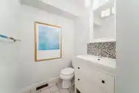 25 650 ROCHE POINT DRIVE - thumbnail 15