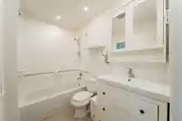 25 650 ROCHE POINT DRIVE - thumbnail 21