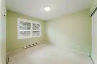 25 650 ROCHE POINT DRIVE - thumbnail 23