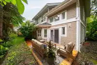 25 650 ROCHE POINT DRIVE - thumbnail 30