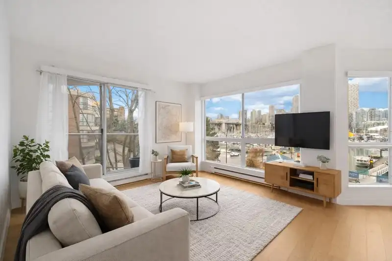 406 1510 W 1ST AVENUE - photo 1 of 19