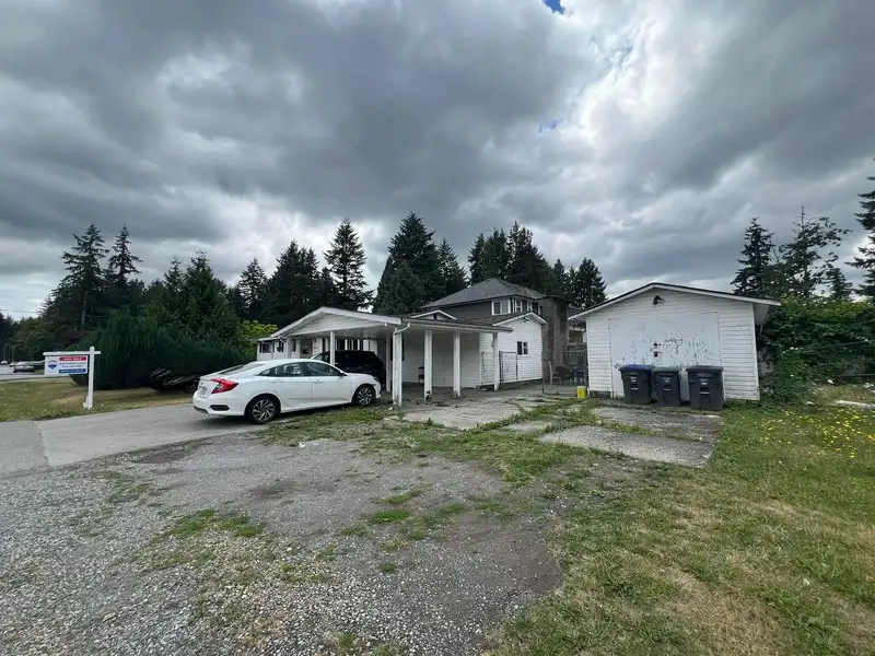 10307 146 STREET - photo 3 of 22