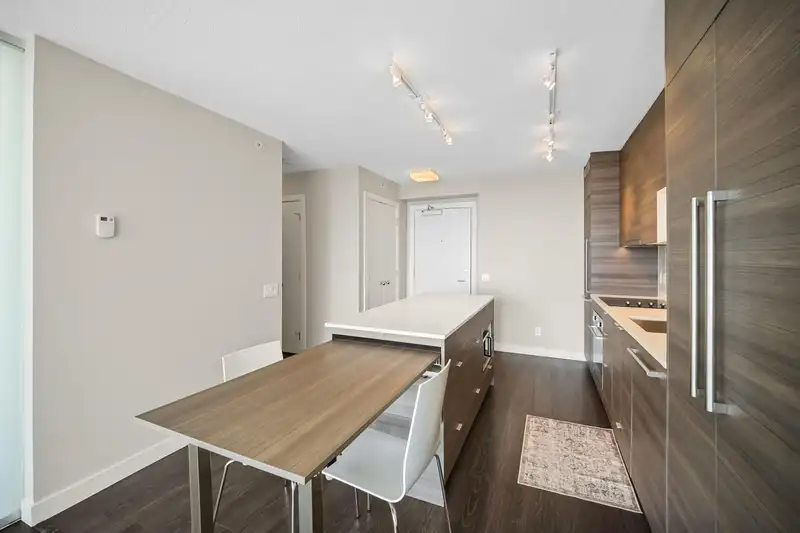 2901 13398 104 AVENUE - photo 4 of 27