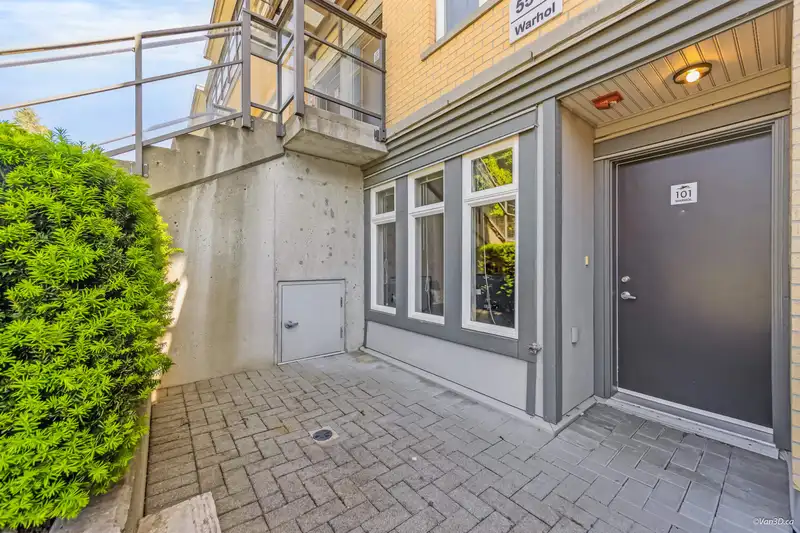 101 5568 KINGS ROAD - photo 2 of 25