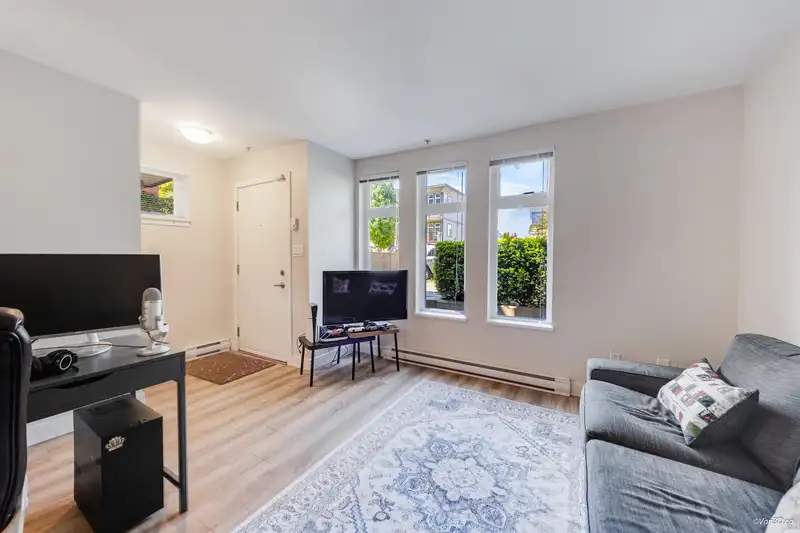 101 5568 KINGS ROAD - photo 4 of 25