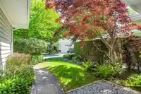 112 5900 FERRY ROAD - thumbnail 4