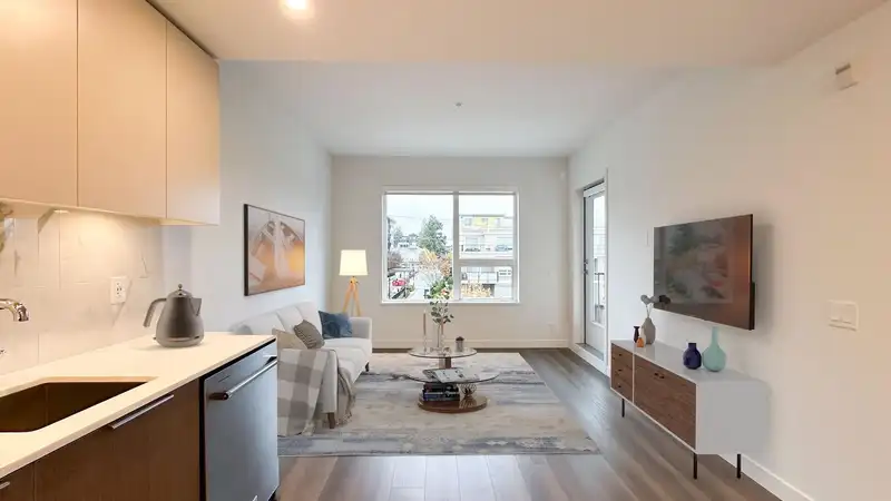 309 645 COMO LAKE AVENUE - photo 1 of 29