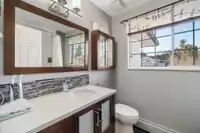 6018 189A STREET - thumbnail 9