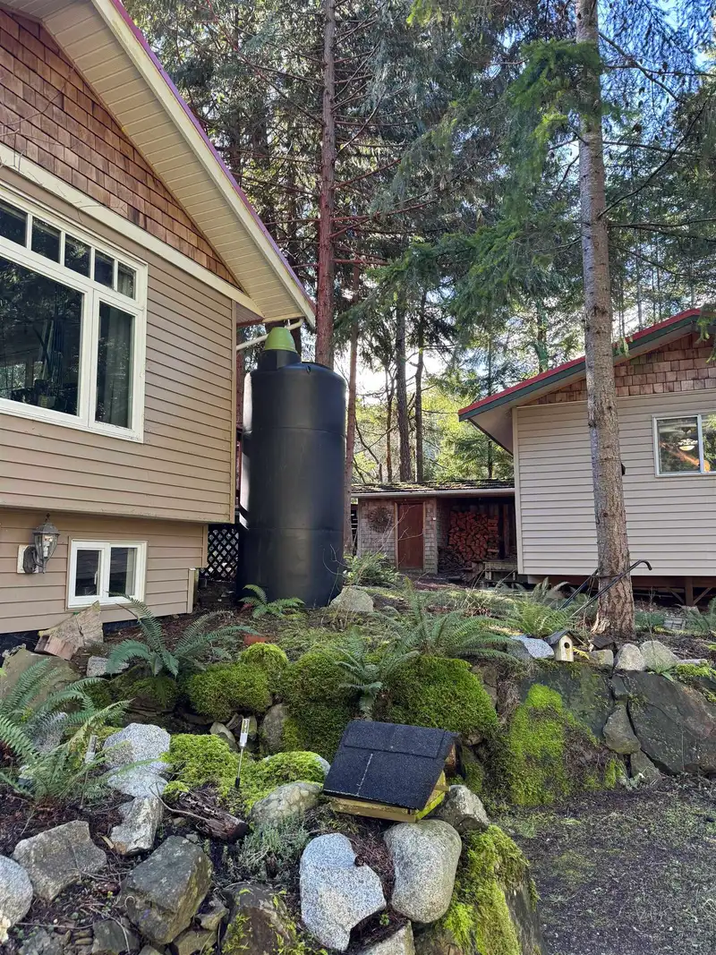 559 BLITZ ROAD - photo 4 of 34