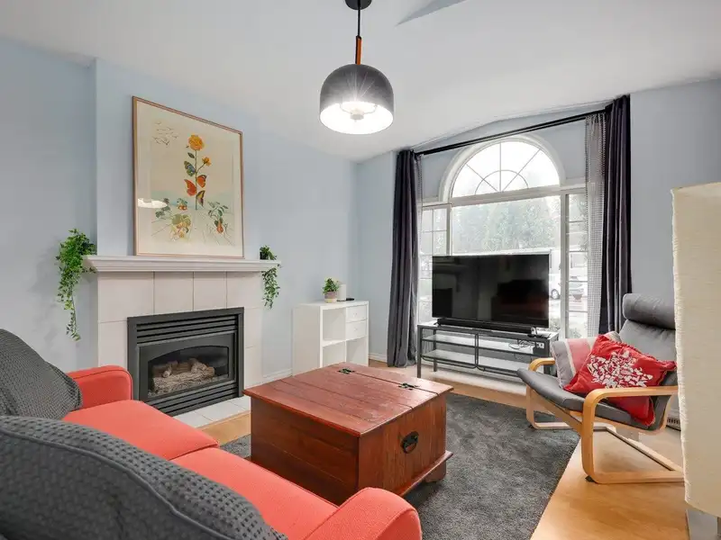158 9080 198 STREET - photo 2 of 24