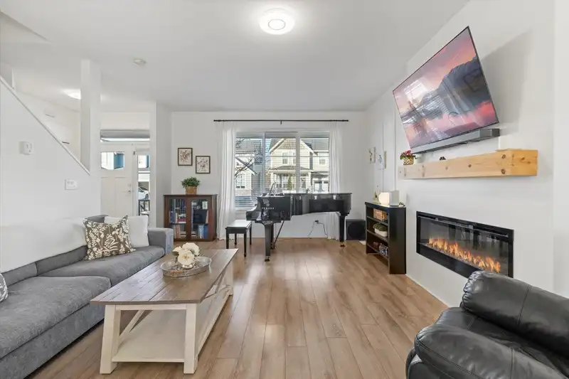 27076 35B AVENUE - photo 4 of 40